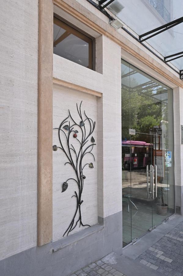 Hotel Partiez Erivan Exterior foto