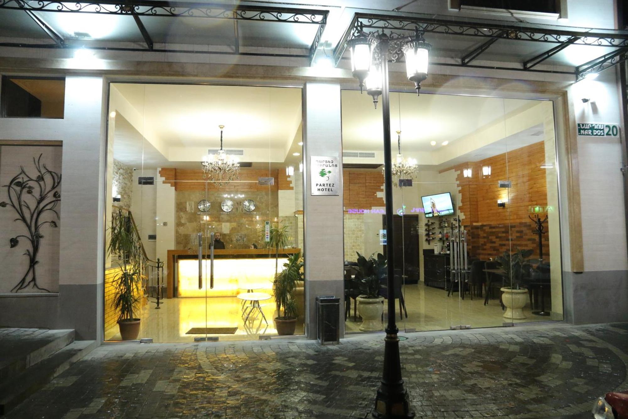 Hotel Partiez Erivan Exterior foto
