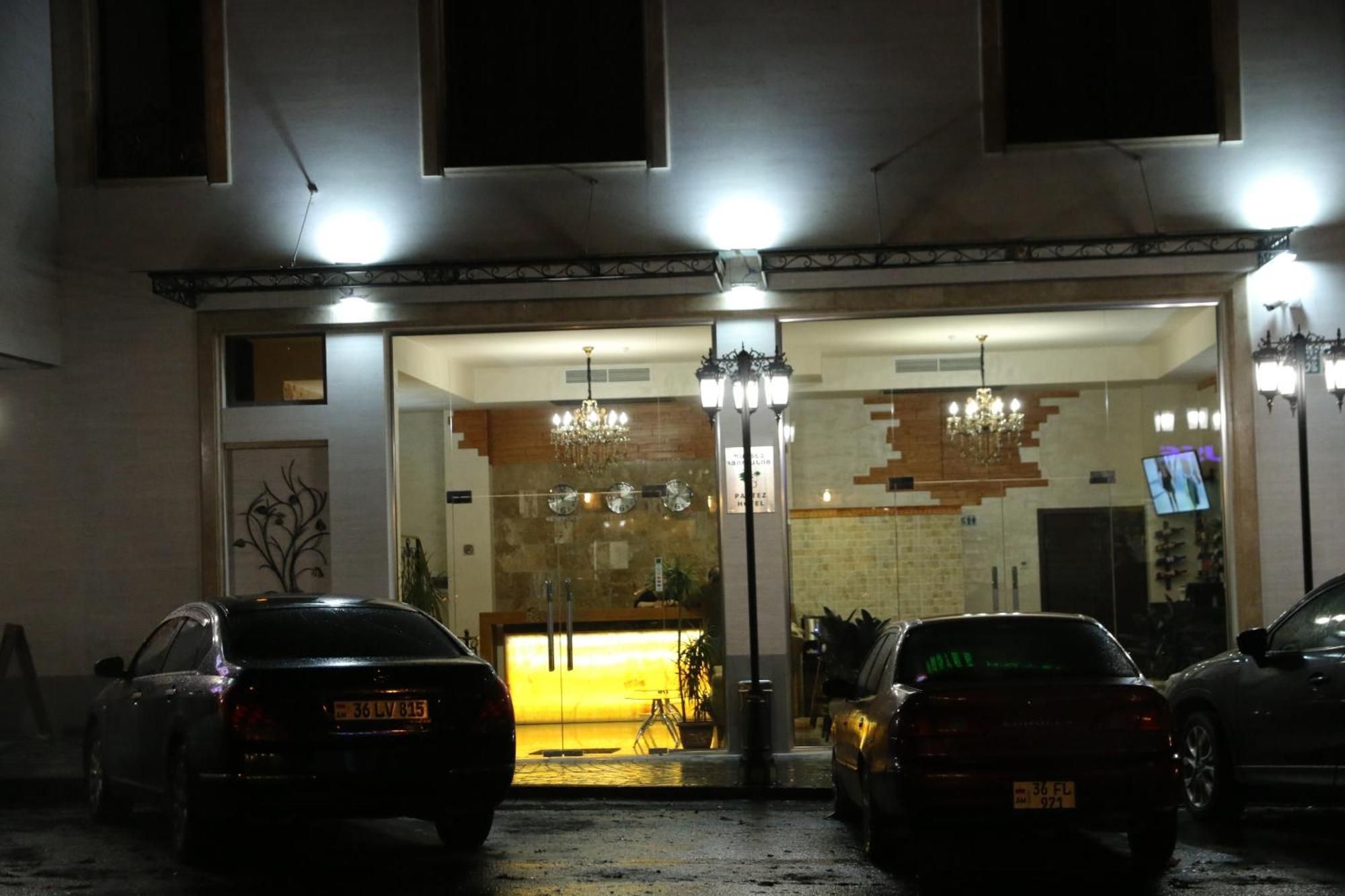 Hotel Partiez Erivan Exterior foto